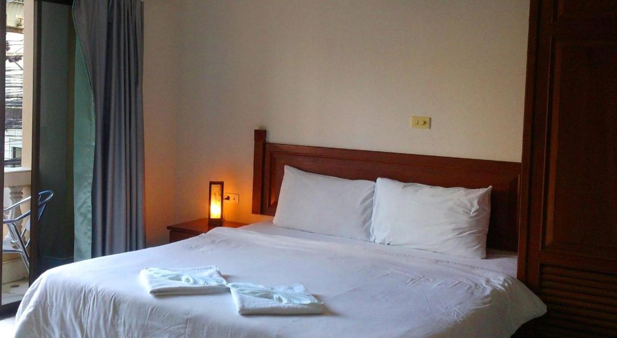 Sawasdee Mansion Hotell Patong Eksteriør bilde